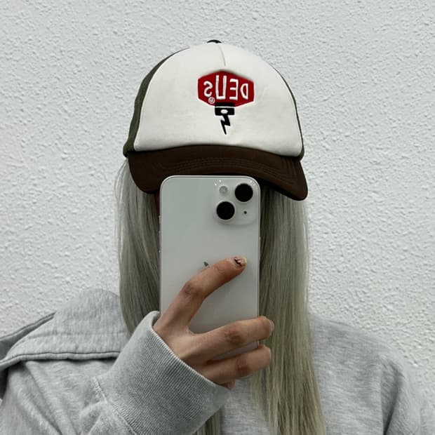 데우스 브라운배색 볼캡