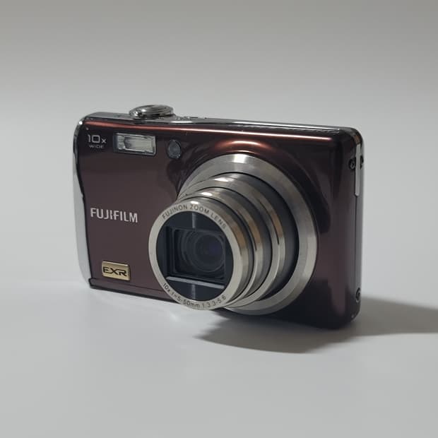 후지필름 파인픽스 f70exr 아일릿 하투하 디카