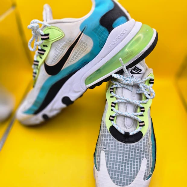 나이키 에어맥스 270 리액트 흰파 형광운동화285