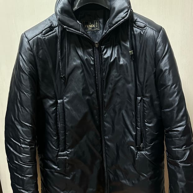 fendi 펜디진스 글로시패딩