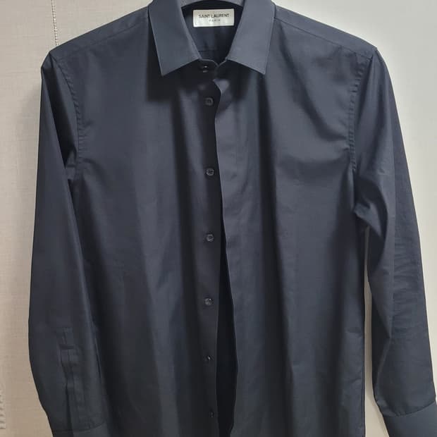 생로랑 히든버튼 블랙 셔츠 38