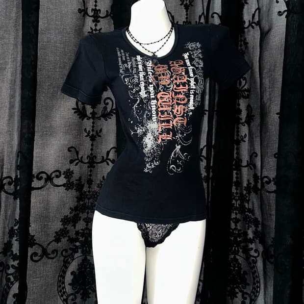 gothic graphic short-sleeved