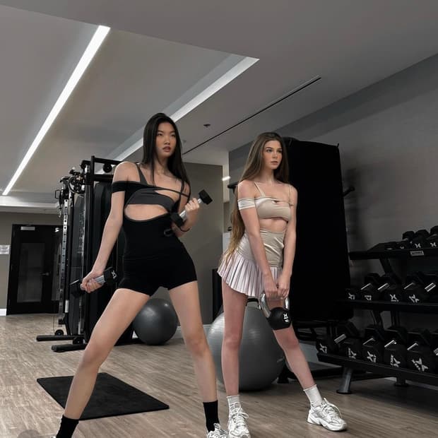 시오서울 비대칭 나시 탑