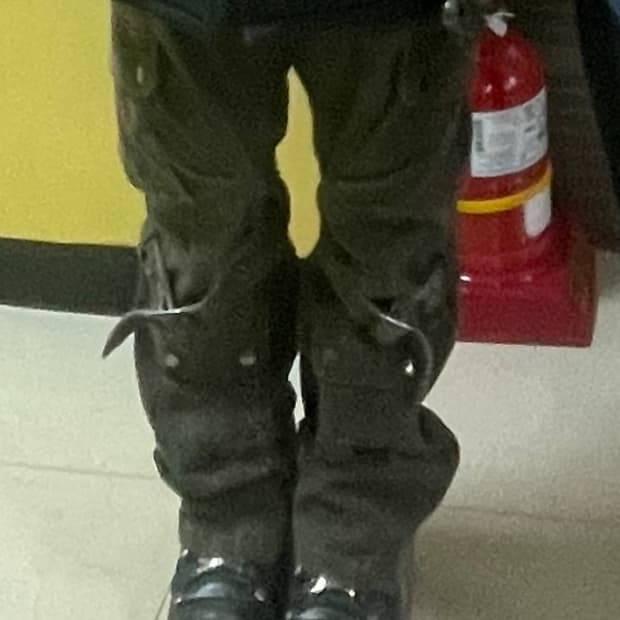 Semantic design 본디지 카고팬츠