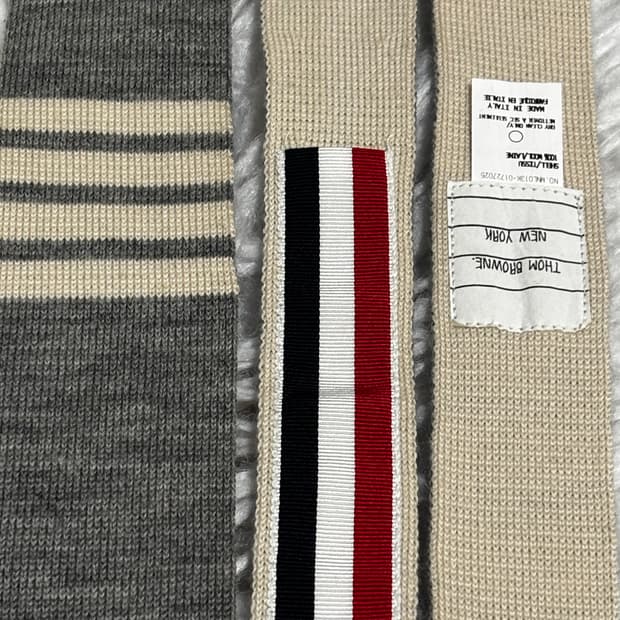 톰브라운 니트 넥타이 그레이