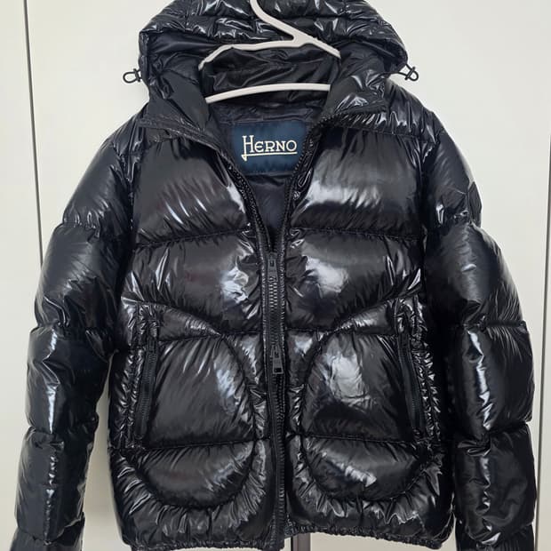 에르노(HERNO)글로스 보머 구스다운 패딩 블랙 (105)자켓