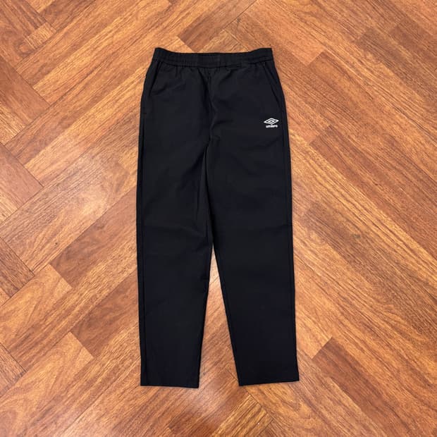 M 엄브로 액티브 올라운드 스트레치 스트레이트 팬츠 블랙