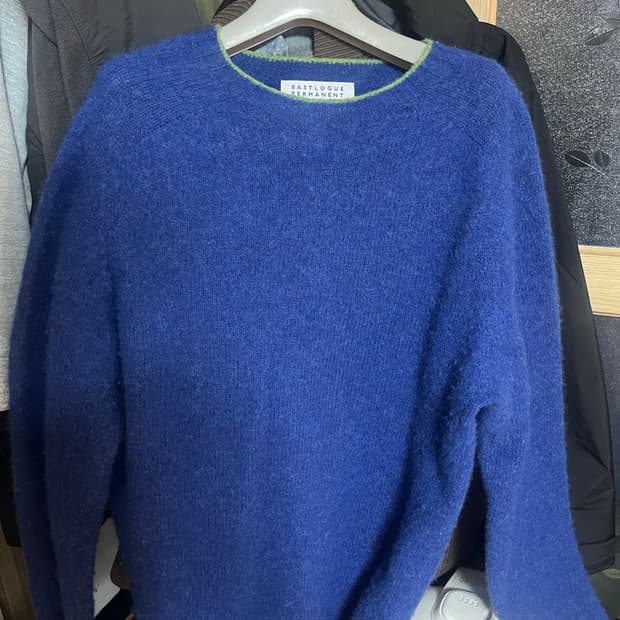 이스트로그 할리오브스코틀랜드 쉐기독 니트 L