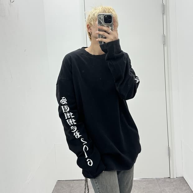 Vintage side lettering sleeve