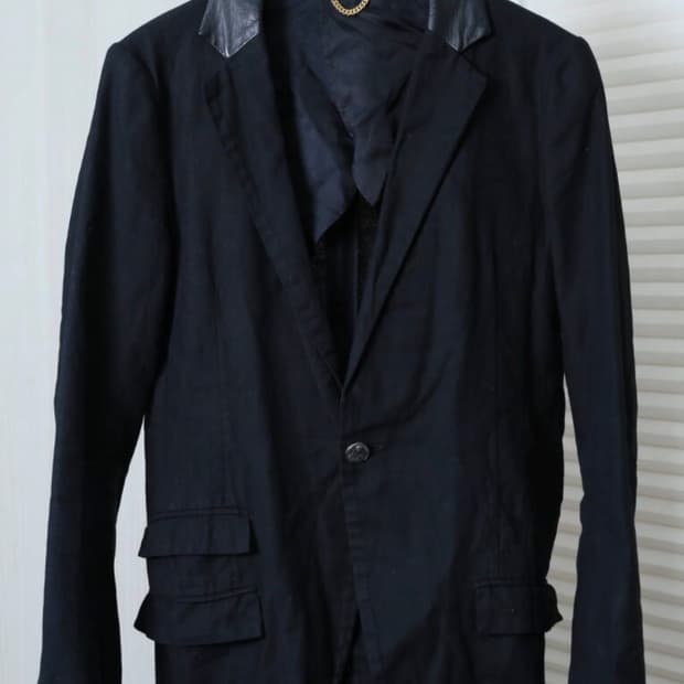 The viridi anne 디어스킨 카라 테일러드 자켓