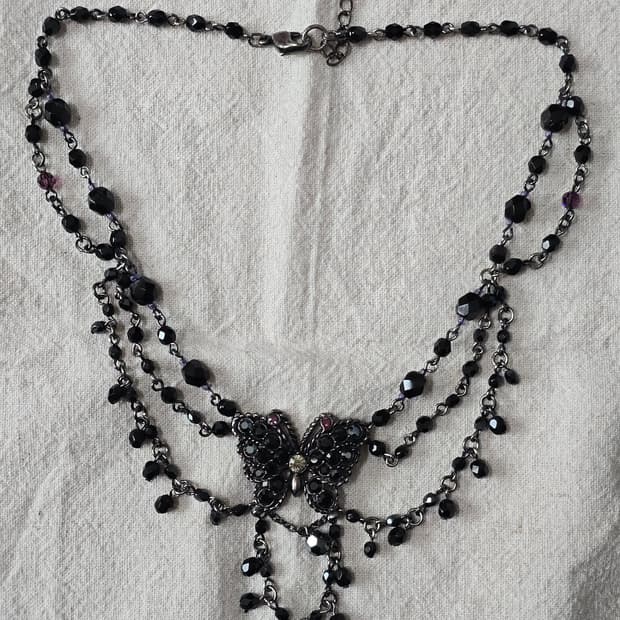 ANNA SUI gothic black butterfly necklace