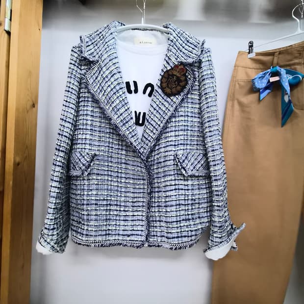 앳코너 쎄일러 트위드자켓