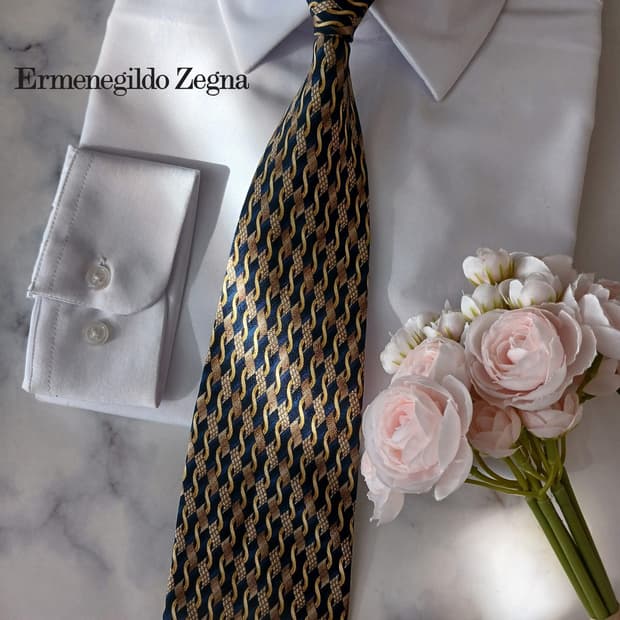 제냐 실크 네이비&골드 패턴 넥타이 9.7cm A+등급 A19174
