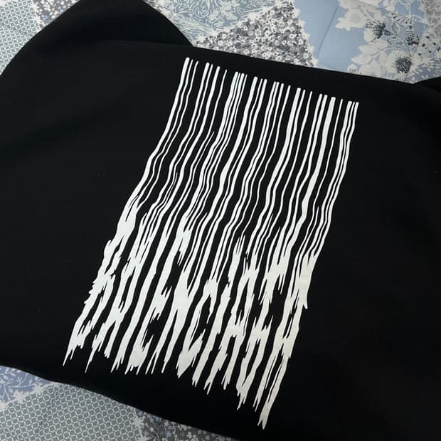 발렌시아가 바코드 후드티 unisex