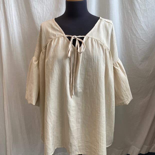 FRIFUL 베이지 오버핏 반팔블라우스(L)