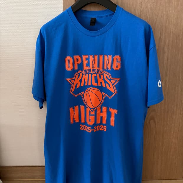 뉴욕 닉스 25-26 홈 오프닝 나이트 티셔츠