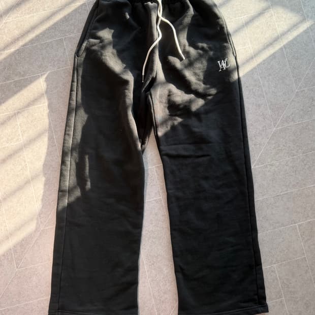 우알롱 시그니처 릴렉스 와이드팬츠