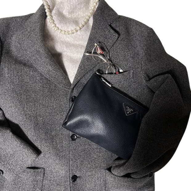 프라다 블랙 가죽 클러치백 크로스백