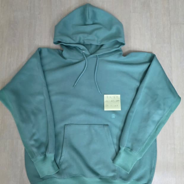 나나미카 후드티