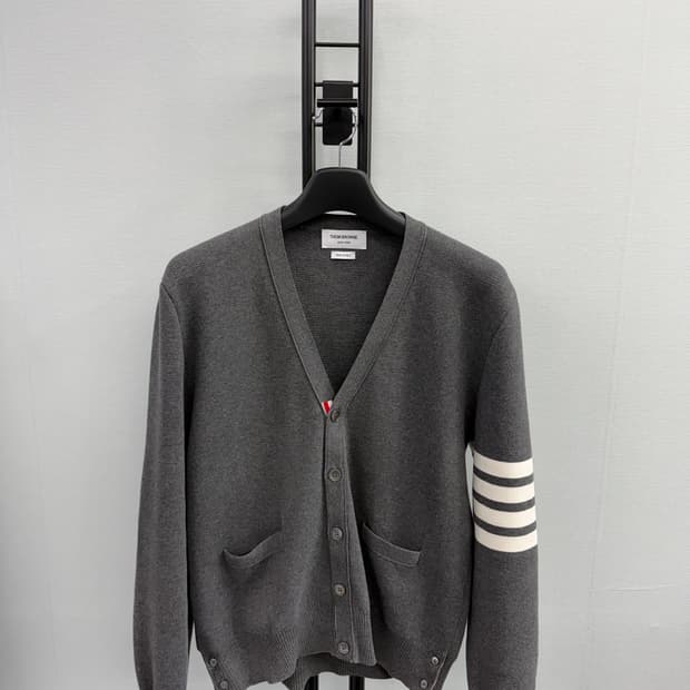 톰브라운 밀라노스티치 가디건 3사이즈