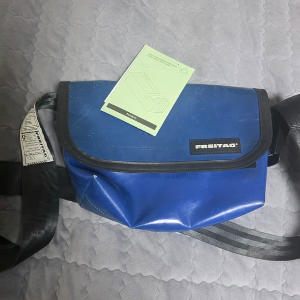 프라이탁 크로스백 