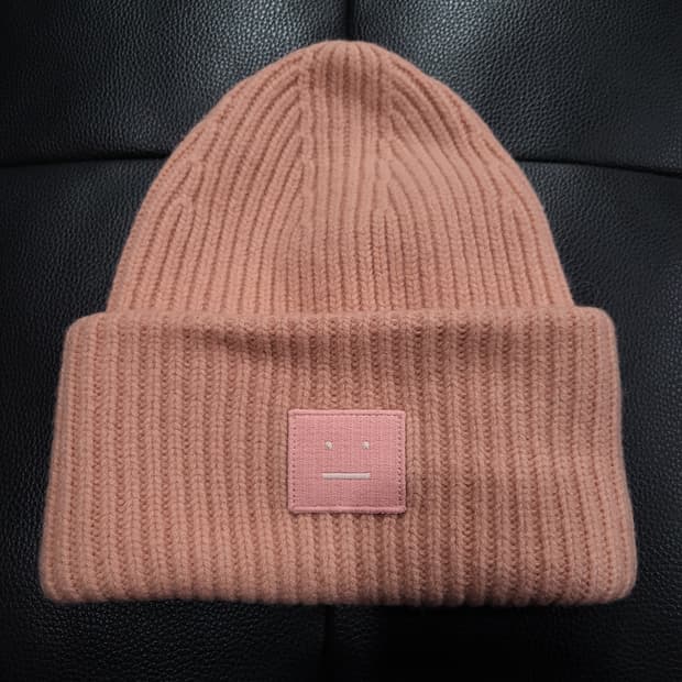 아크네 스튜디오 비니