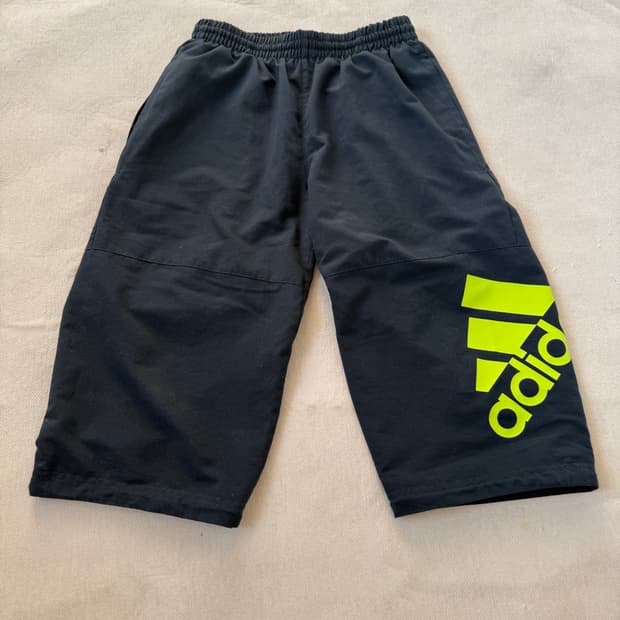 아디다스 미디움 반바지