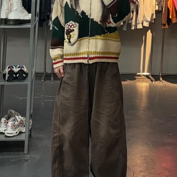 아츠키 오니시 코위찬 니트 집업 자켓 A3367