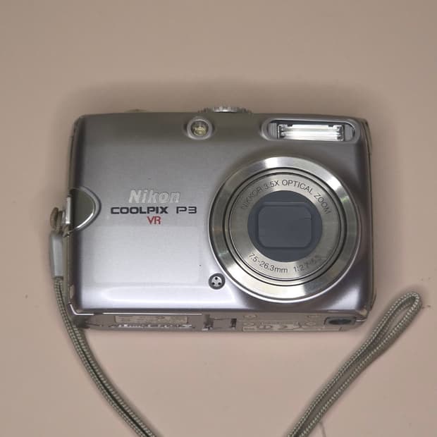 상태좋음!) 니콘 쿨픽스P4 / Nikon Coolpix P4