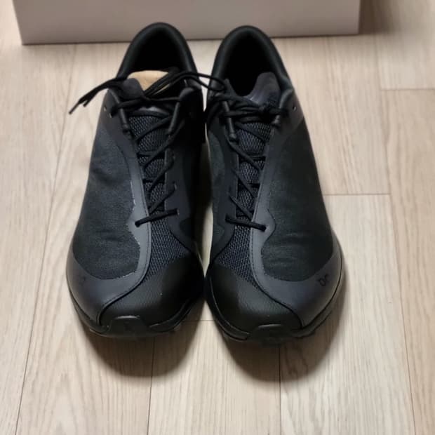 온러닝x포스트아카이브팩션 클라우드벤처 280