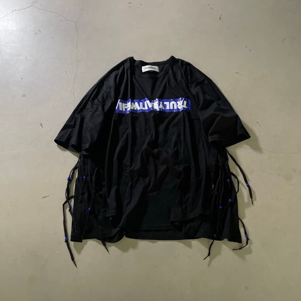 디스커버리 Side Fringe Oversized T-Shirt