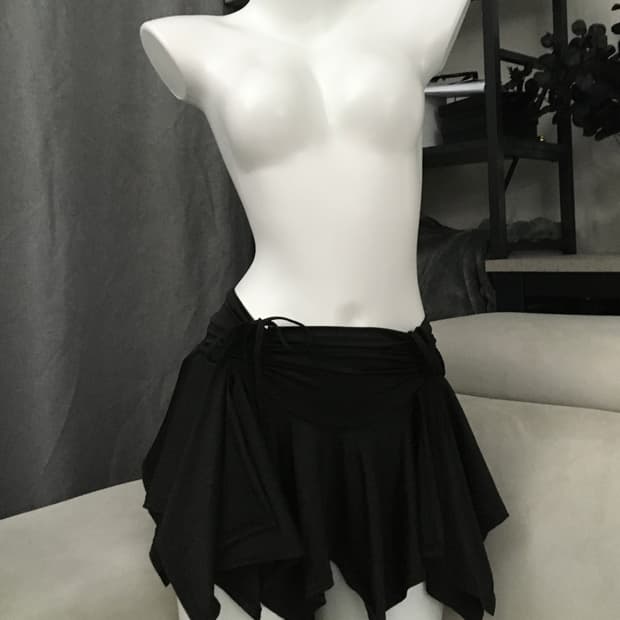 ༒ black shirring irregular skirt