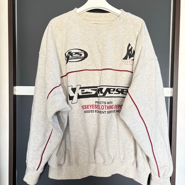 Yeseyesee 맨투맨 L