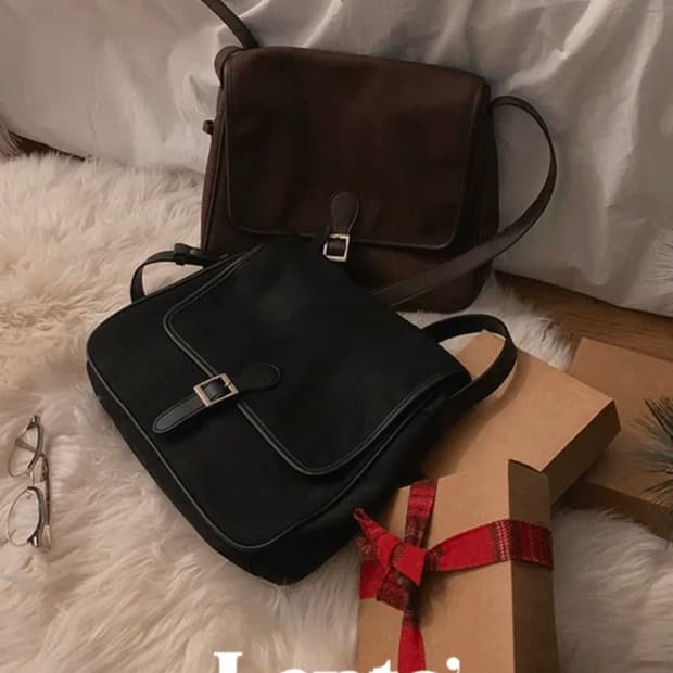 슬로우앤드 렌토 크로스 백 블랙