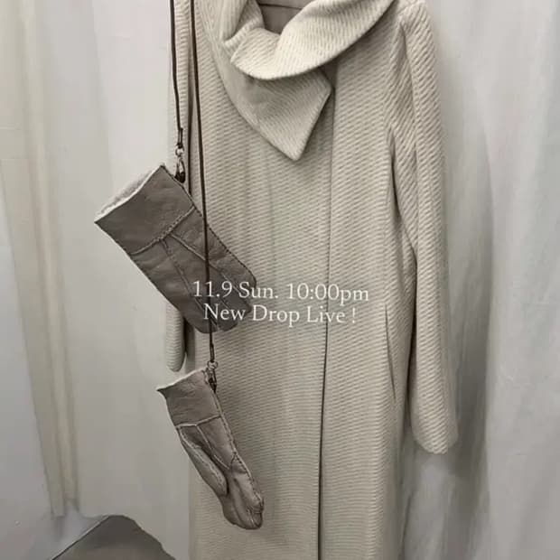 Ayadz 빈티지 아이보리 드레이핑 울 코트