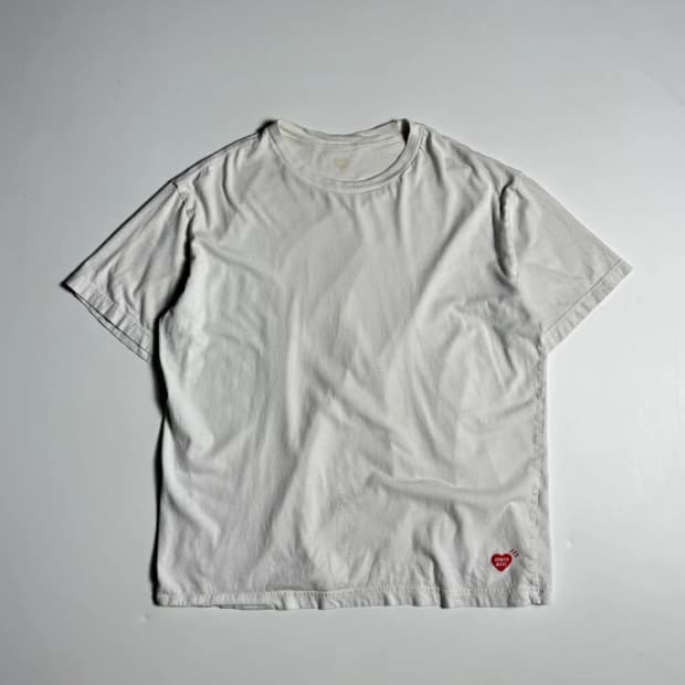 휴먼메이드 하트 로고 베이직 반팔 티셔츠 R2918