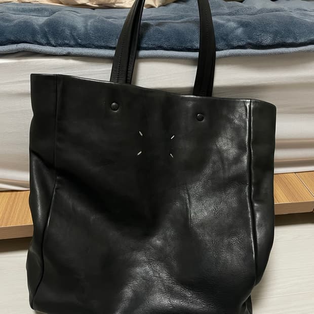 마르지엘라 토트백