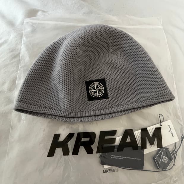 스톤아일랜드 비니