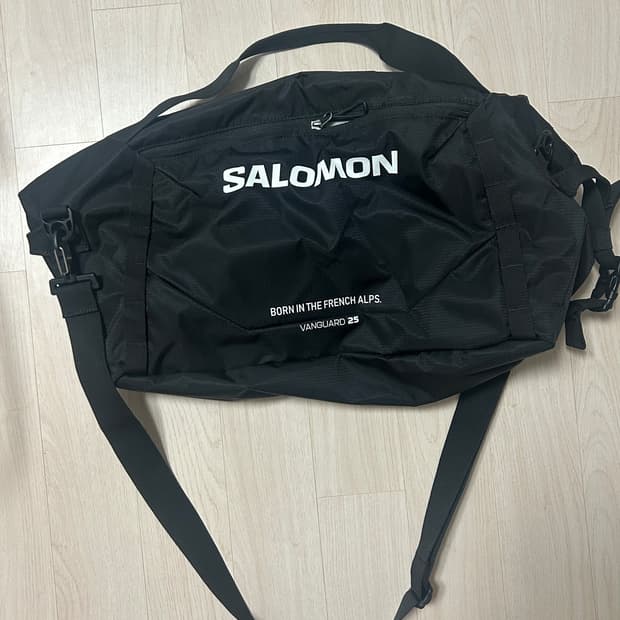살로몬 블랙 더플백 메신저백