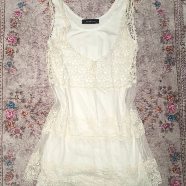 jpn vintage crochet lace sleeveless + iv