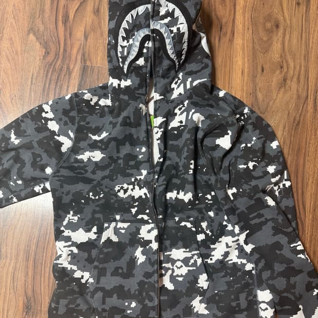 베이프 멀티 픽셀 블랙 후드집업