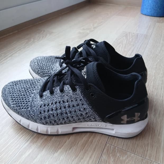 [240] 언더아머 호버 소닉 NC 러닝화 