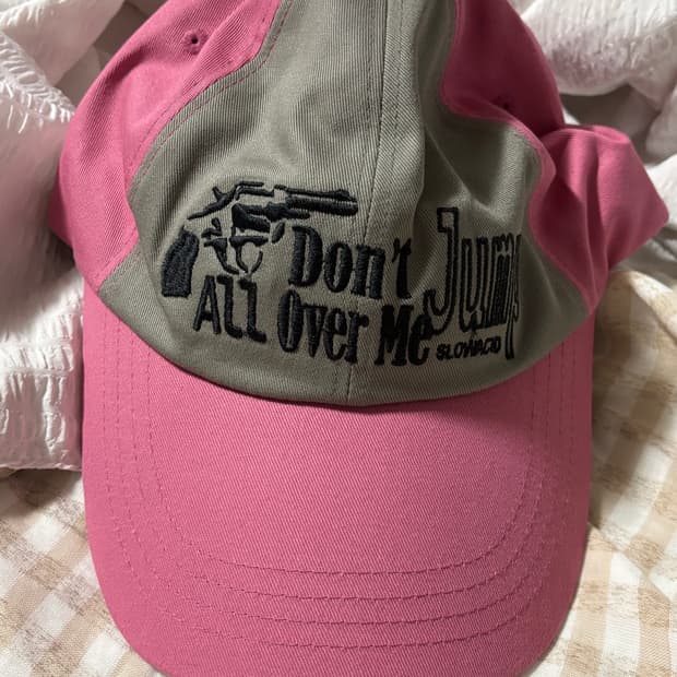 슬로우 애시드 핑크 모자 