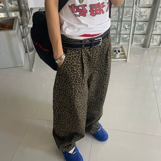 Leopard tuck pants 레오파드 턱 팬츠