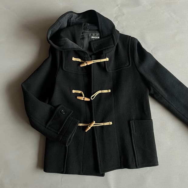 주카 더플코트 블랙