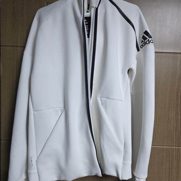 아디다스 ZNE 트레이닝 셋업