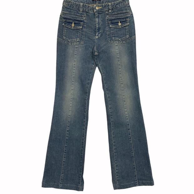 front pocket boots-cut jean