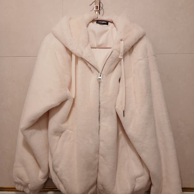 널디 정품 여성 퍼 후드 집업 S사이즈