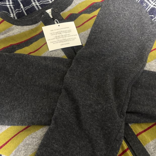 노컨텐츠 가디건 