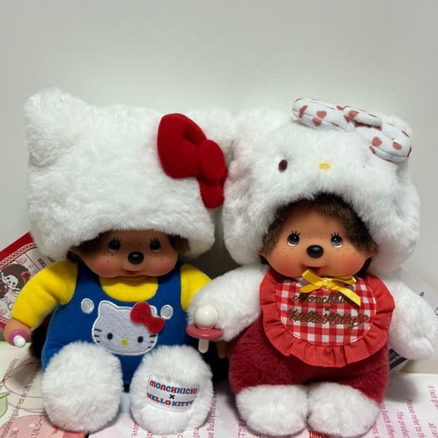 헬로키티 몬치치 2개 일괄